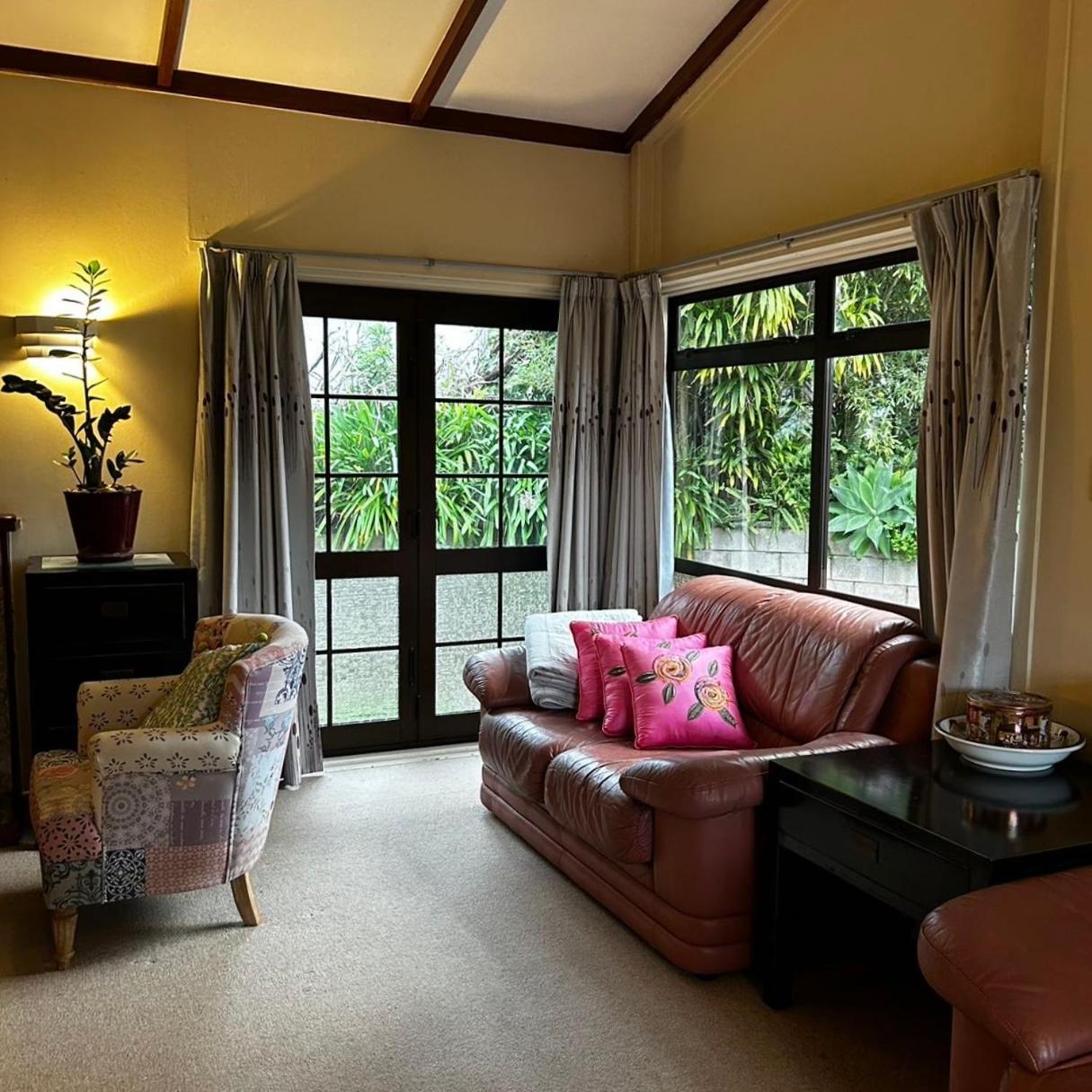 Peaceful Green Bay Charmer Auckland Exterior foto
